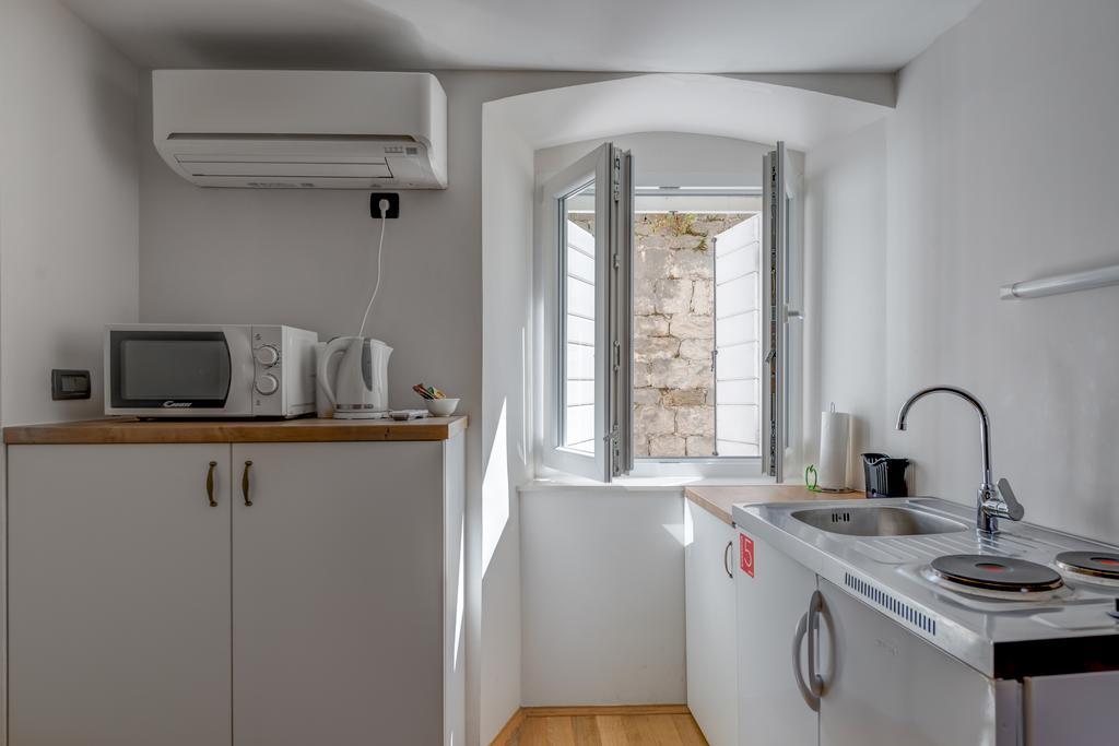 Temple Luxury Apartments & Rooms Split Exterior foto